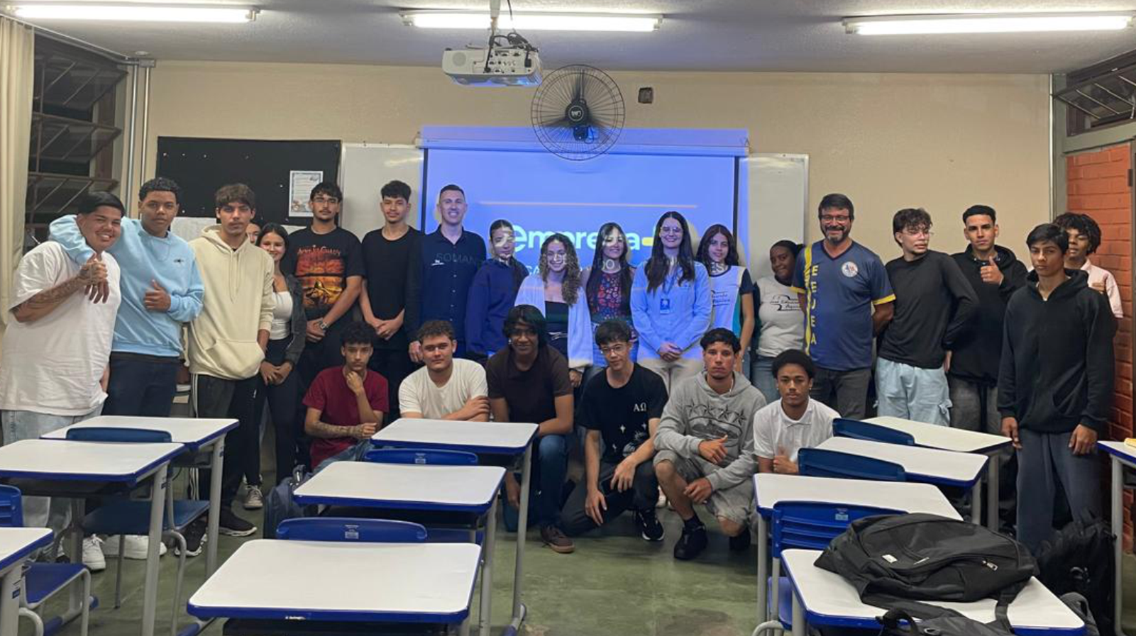 Emprega+ das ACIP/CDL promove ação de orientação profissional para alunos da Escola José Eduardo Aquino