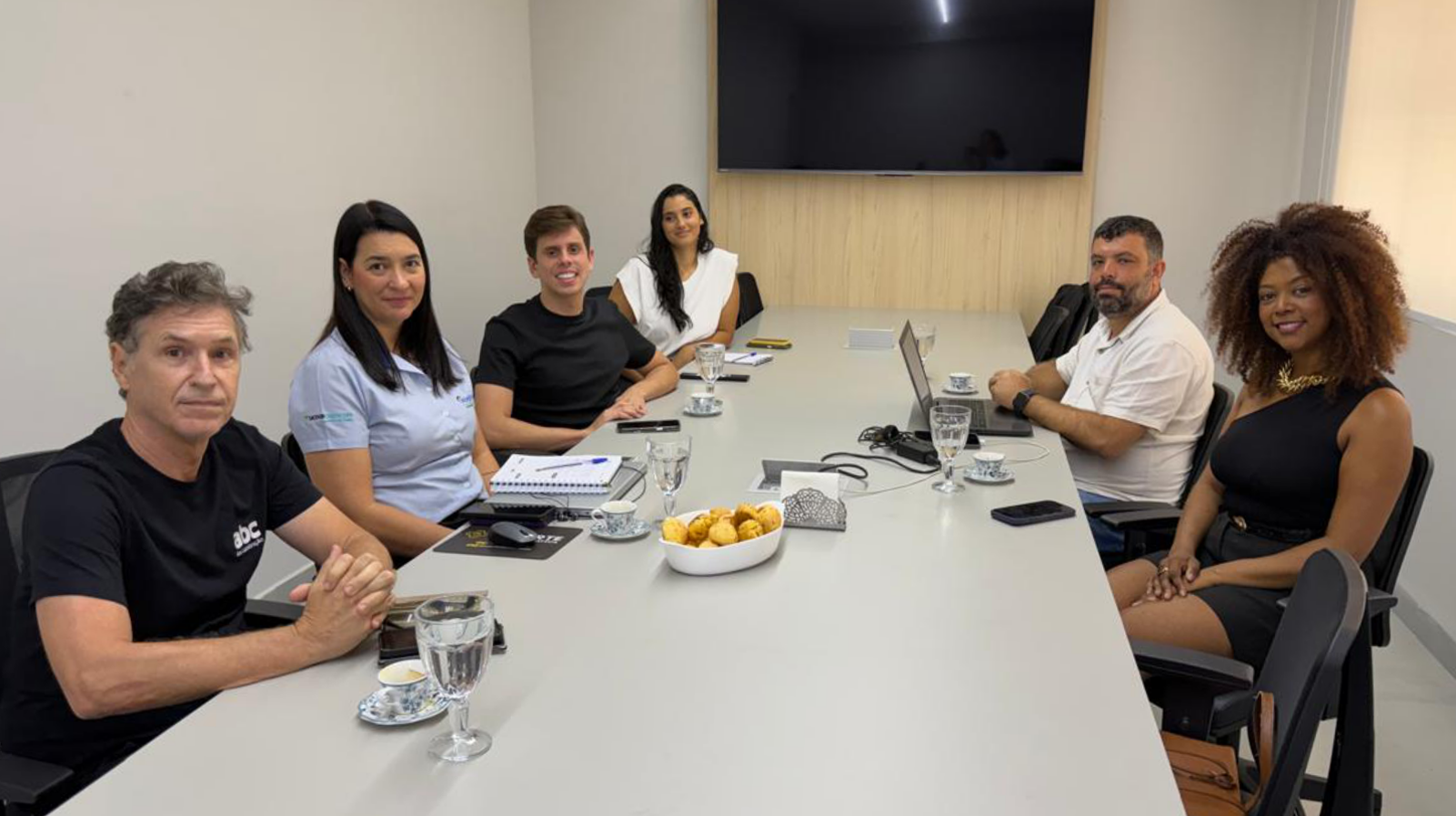  ACIP/CDL e Poder Público realizam reunião estratégica voltada ao desenvolvimento econômico